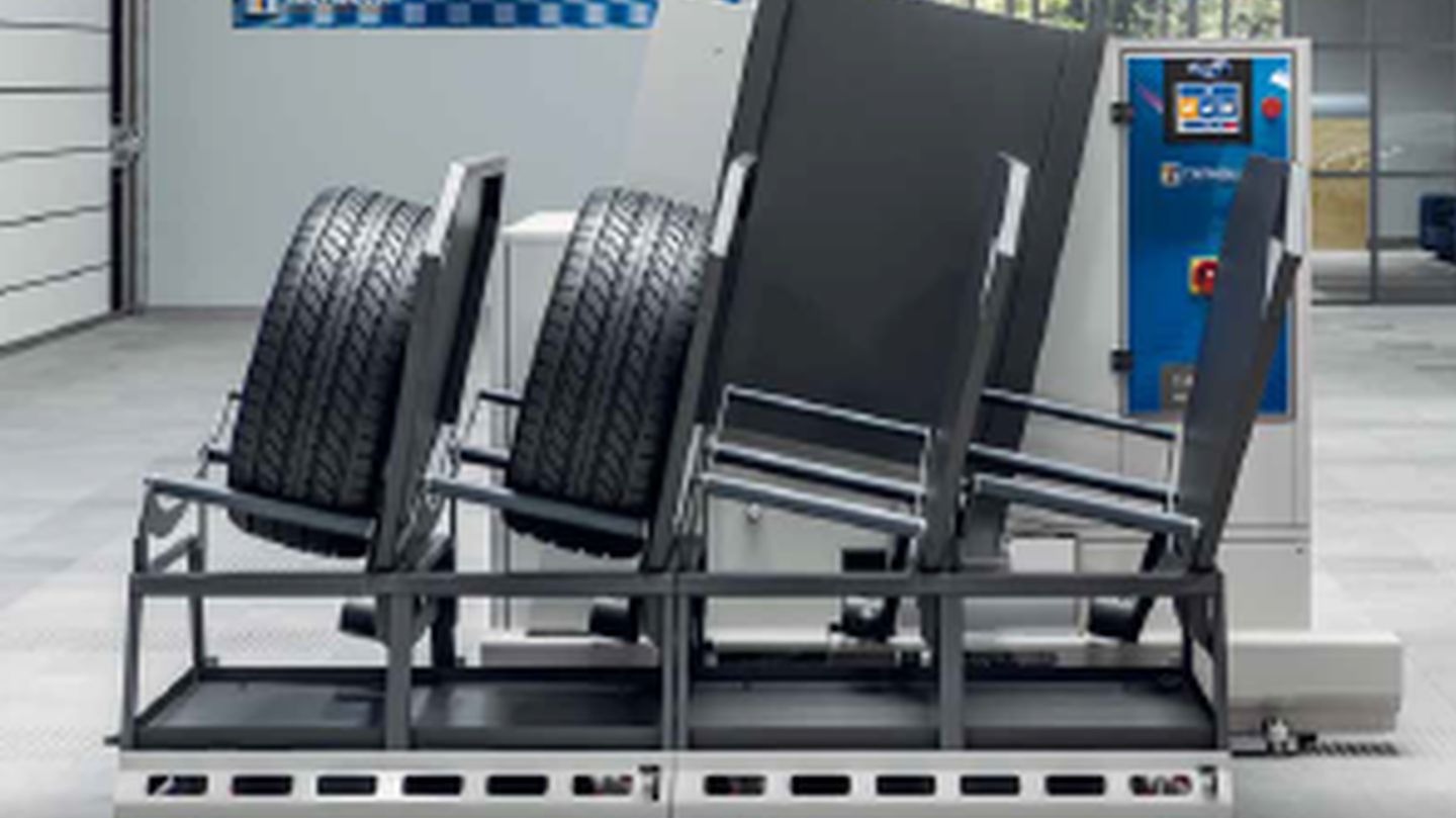 фотография Установки для мойки колес Установки для мойки колес фото