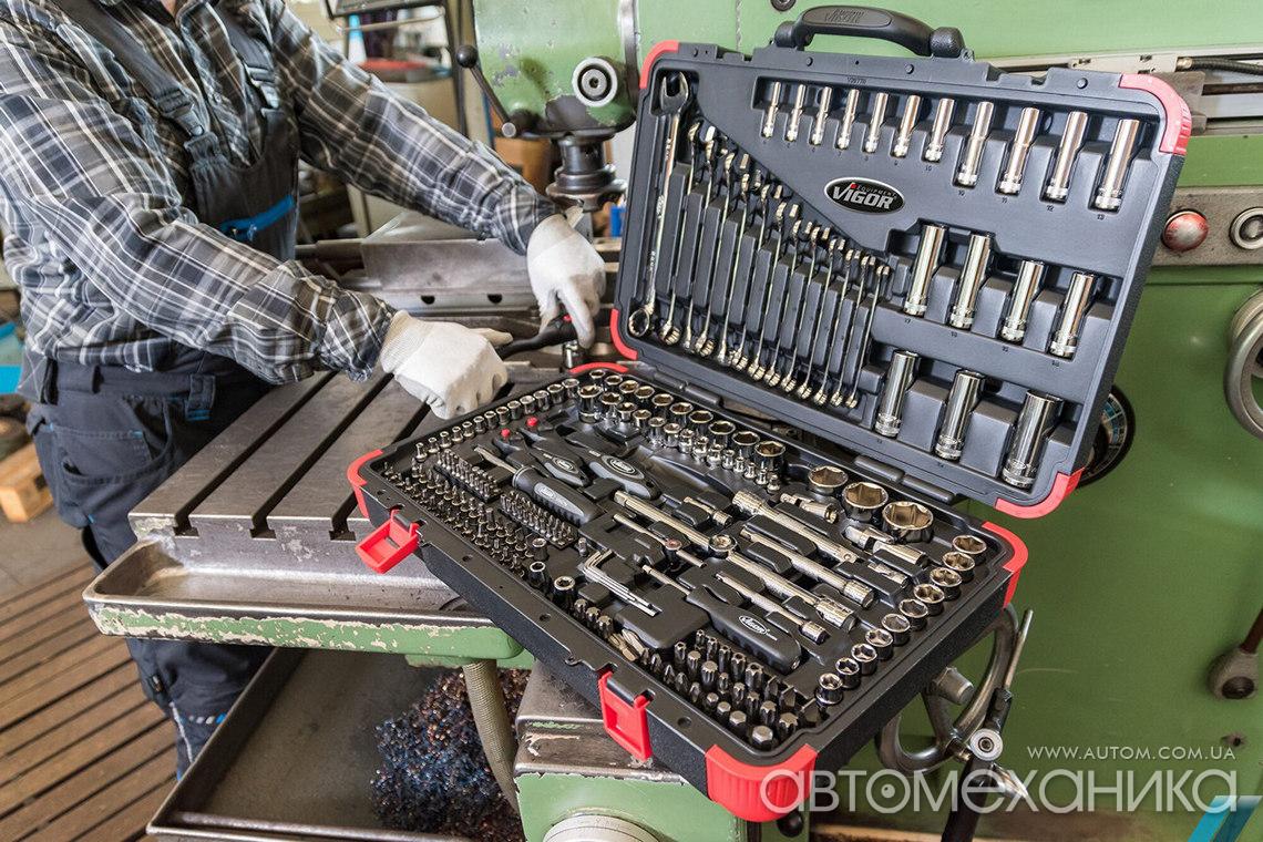 фотография Мастер-набор 212 пр. ключей и головок 1/4"-3/8"-1/2" V3277N Vigor Германия Мастер-набор 212 пр. ключей и головок 1/4"-3/8"-1/2" V3277N Vigor Германия фото